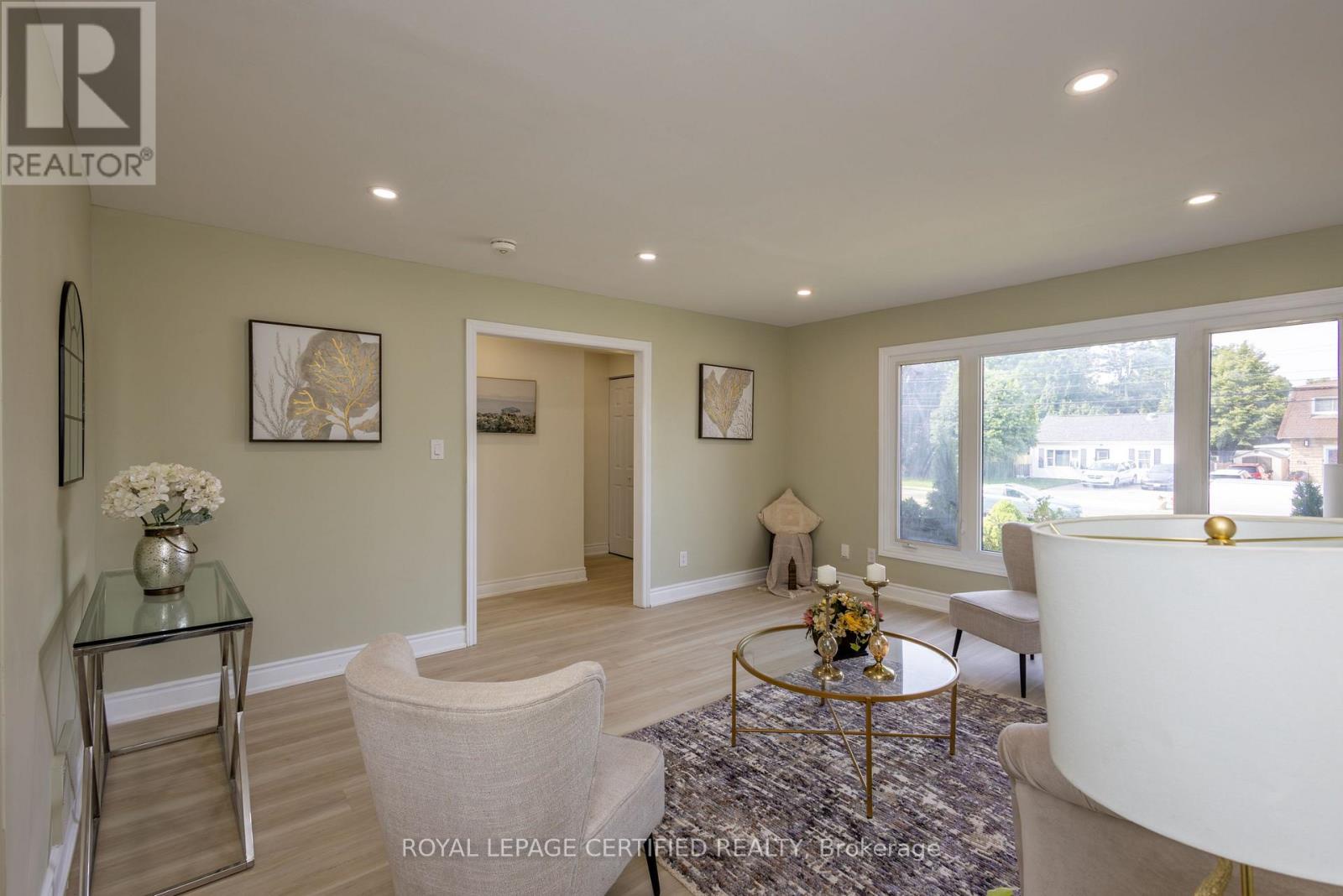 111 Limeridge Road W, Hamilton (rolston), Ontario
