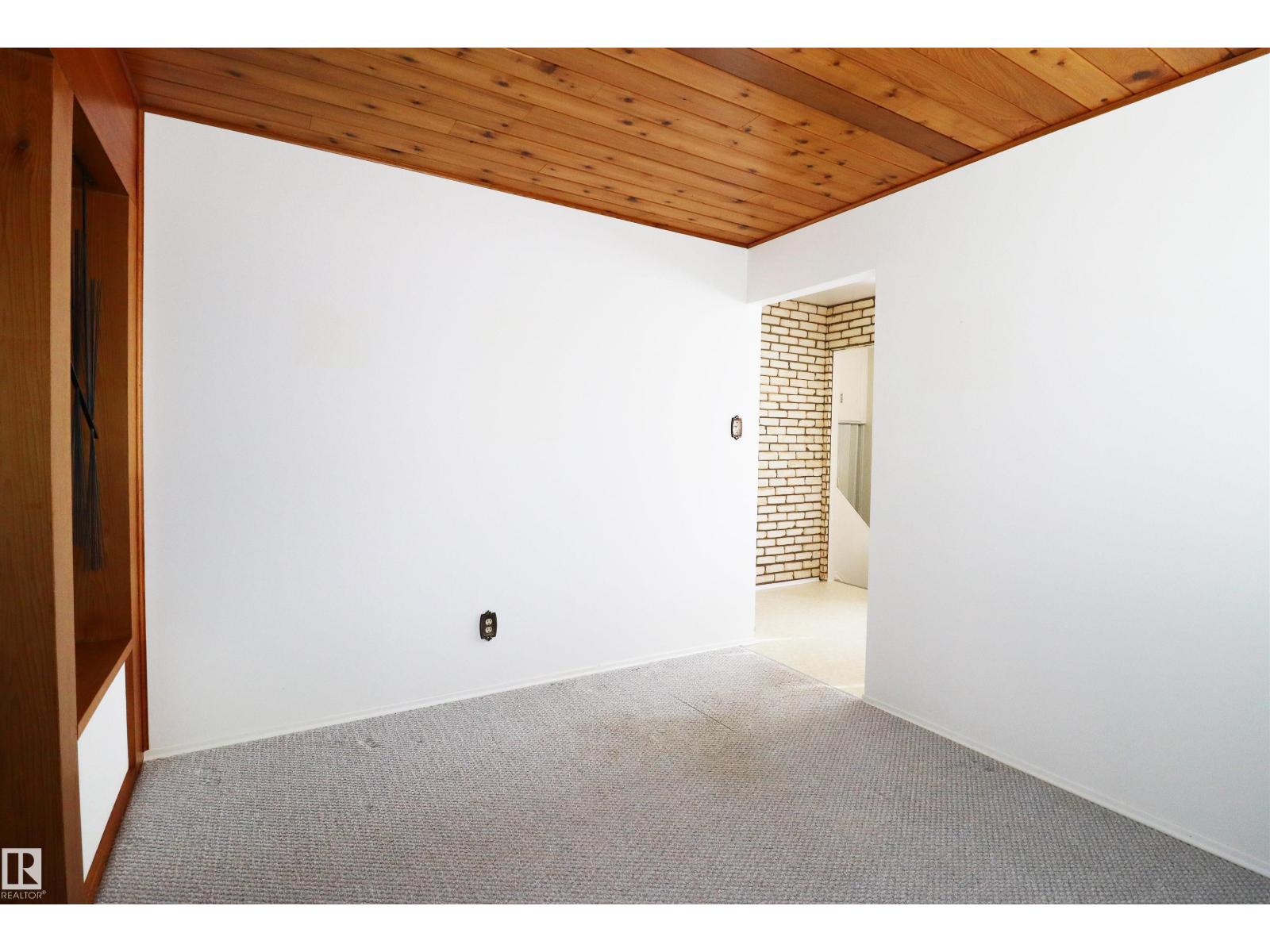 9527 151 Av Nw, Edmonton, Alberta