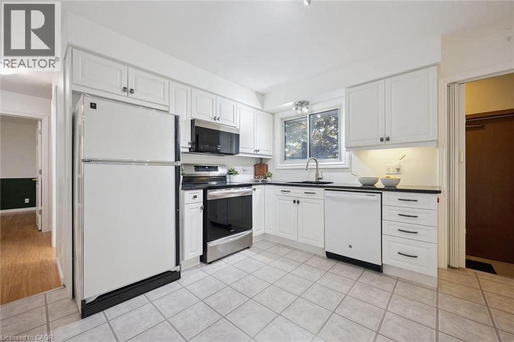 86 Lower Canada Crescent, Kitchener, Ontario