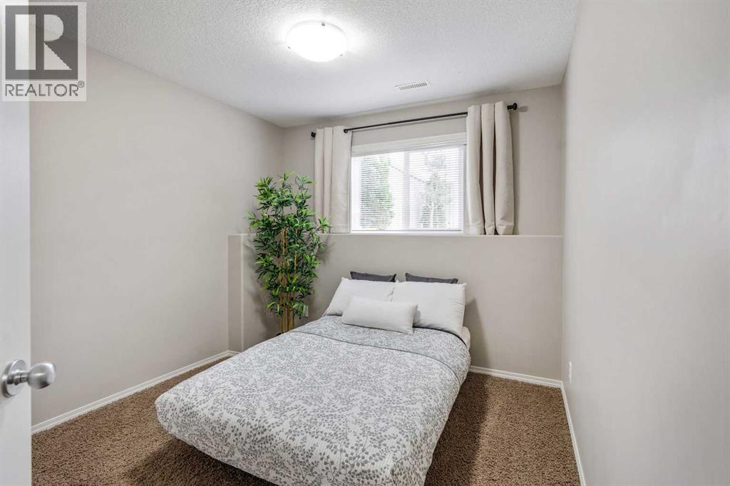 113 Mt Sundance Crescent W, Lethbridge, Alberta