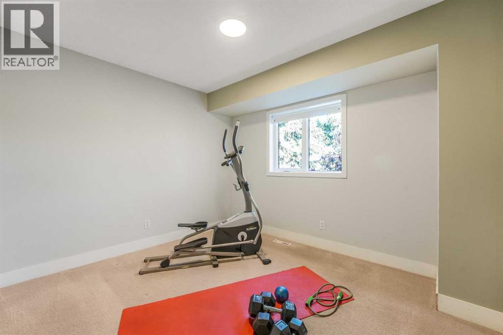 555 Killarney Glen Court Sw, Calgary, Alberta