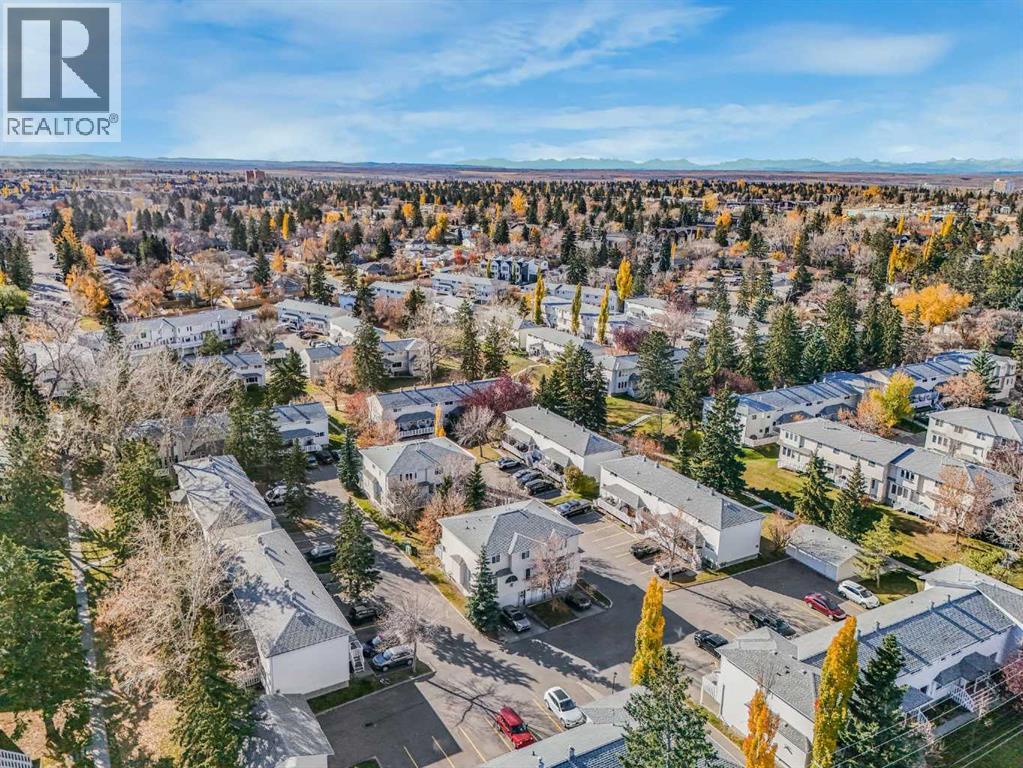 555 Killarney Glen Court Sw, Calgary, Alberta
