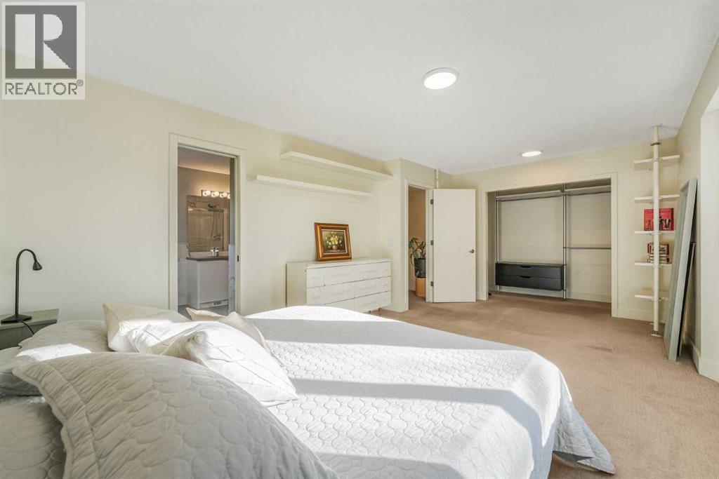 555 Killarney Glen Court Sw, Calgary, Alberta