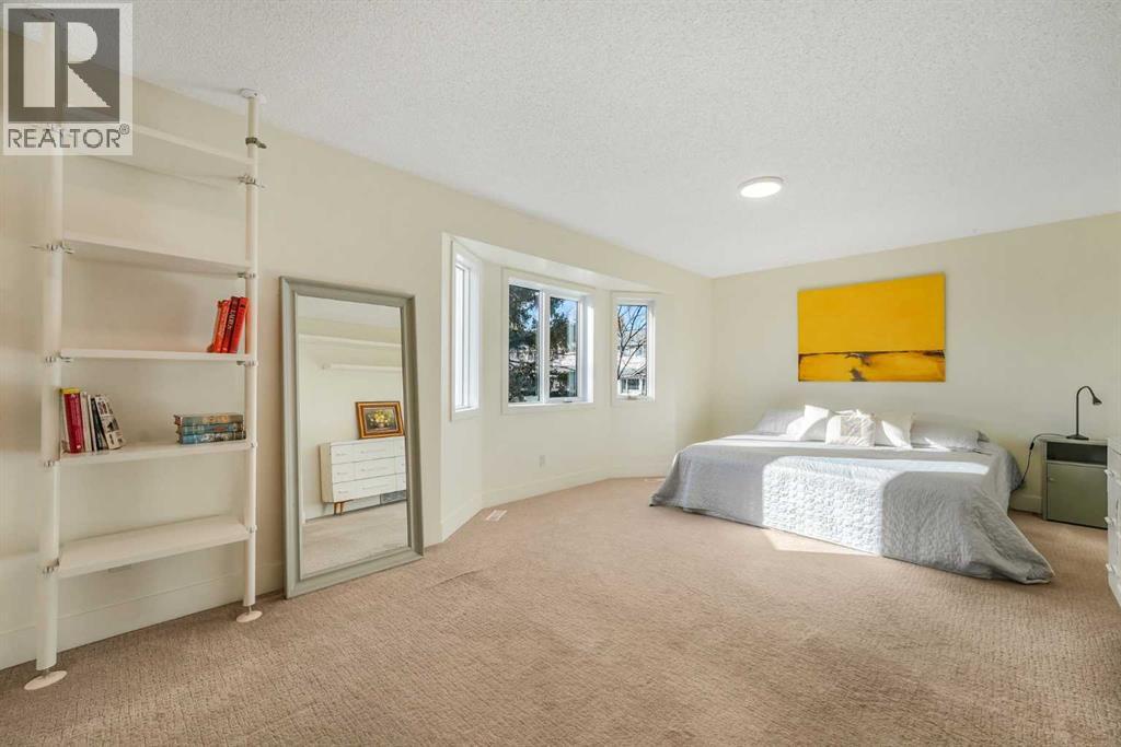 555 Killarney Glen Court Sw, Calgary, Alberta