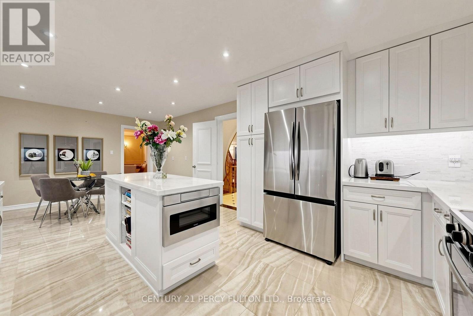 24 Tullamore Drive, Toronto (st. Andrew-windfields), Ontario