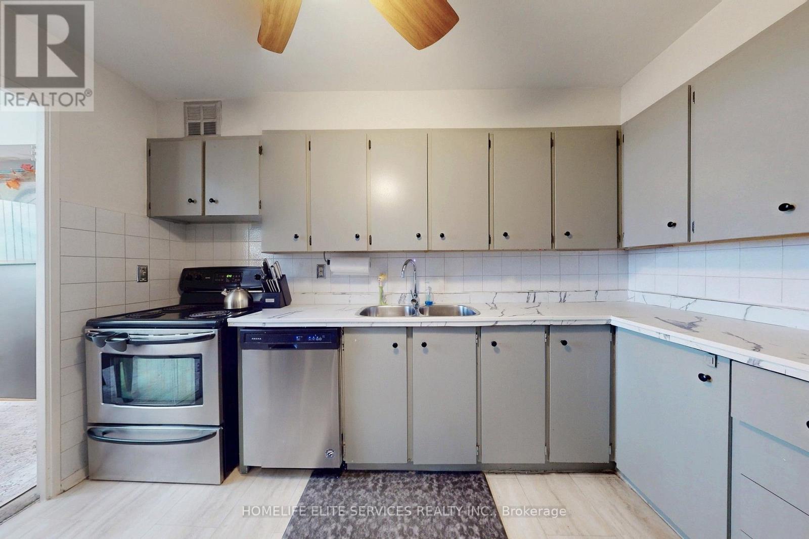 1203 - 120 Dundalk Drive, Toronto (dorset Park), Ontario