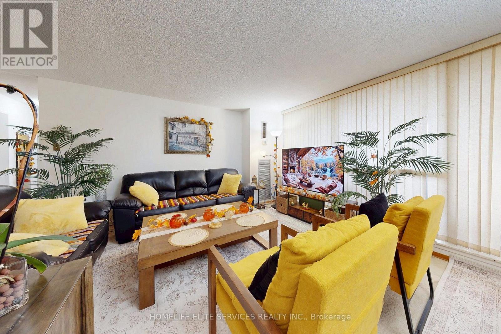 1203 - 120 Dundalk Drive, Toronto (dorset Park), Ontario