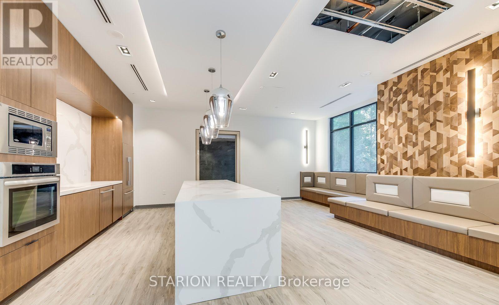 513 - 25 Neighbourhood Lane, Toronto (stonegate-queensway), Ontario
