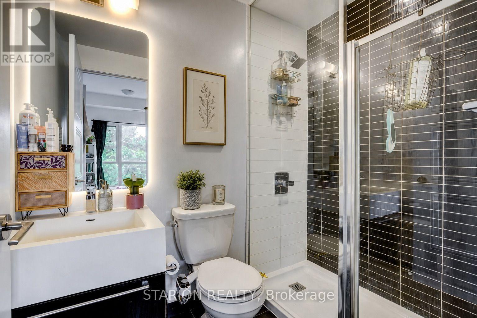 513 - 25 Neighbourhood Lane, Toronto (stonegate-queensway), Ontario
