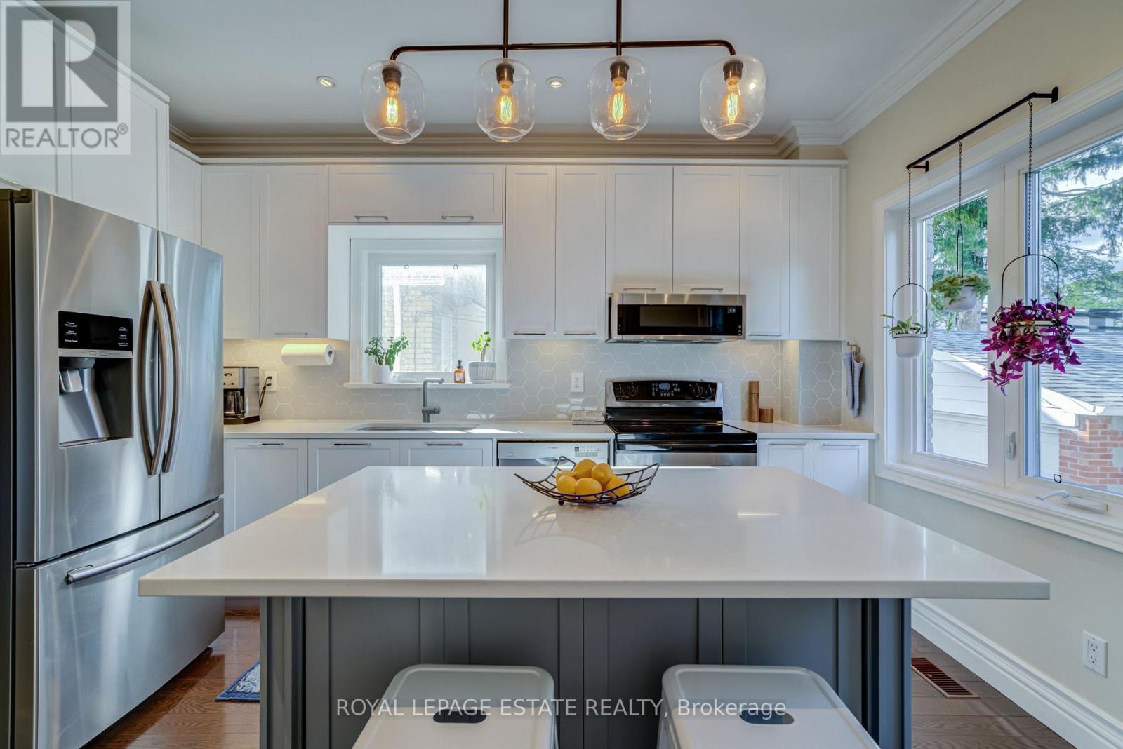 110a Holborne Avenue, Toronto (danforth Village-east York), Ontario