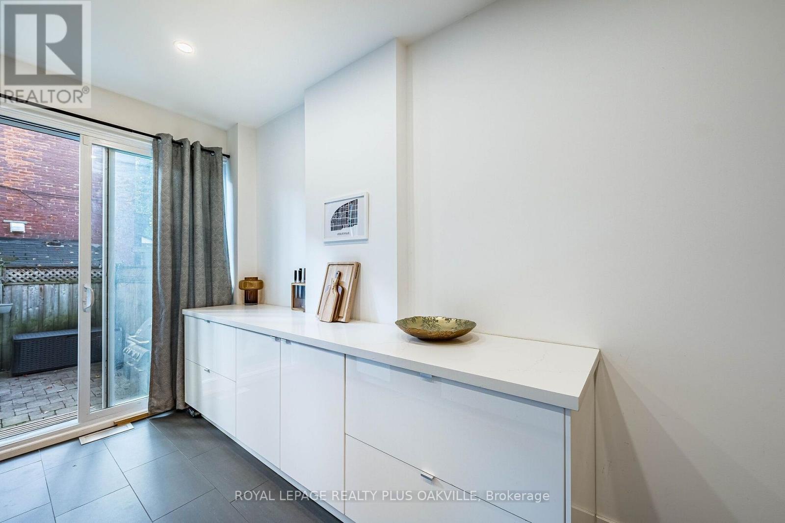 294 Logan Avenue, Toronto (south Riverdale), Ontario