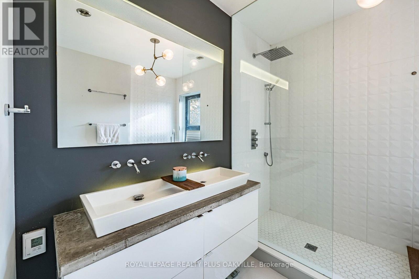 294 Logan Avenue, Toronto (south Riverdale), Ontario