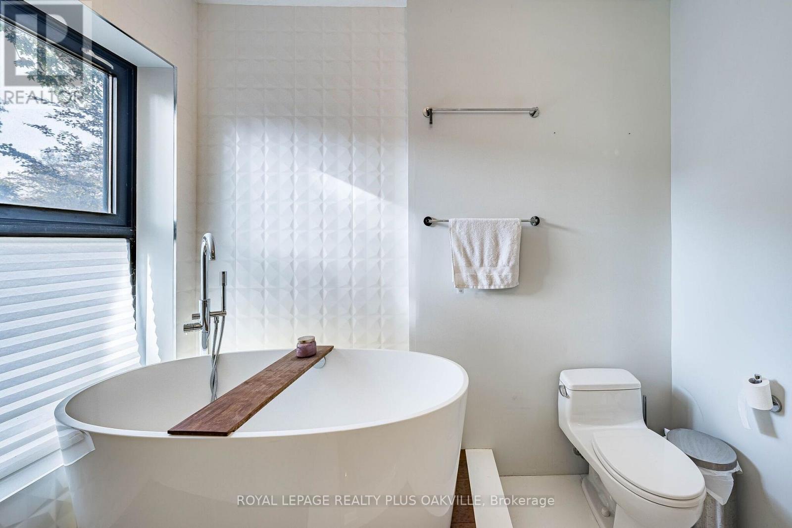 294 Logan Avenue, Toronto (south Riverdale), Ontario