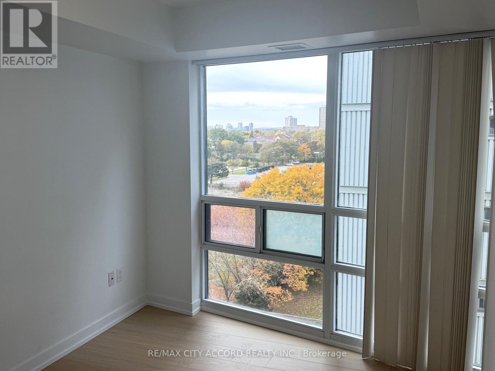 507 - 5740 Yonge Street, Toronto (newtonbrook West), Ontario