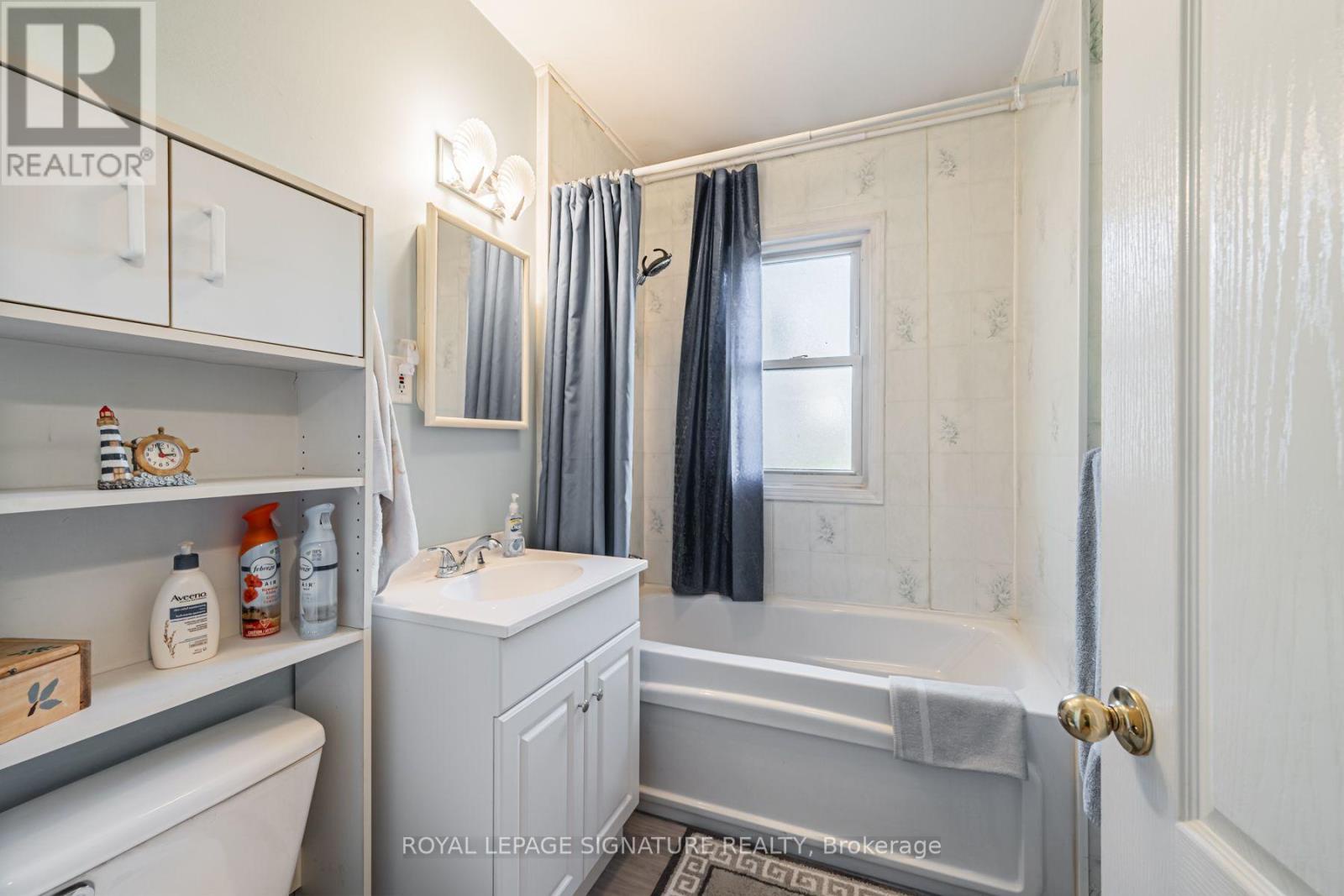 15 Kemp Square, Toronto (brookhaven-amesbury), Ontario
