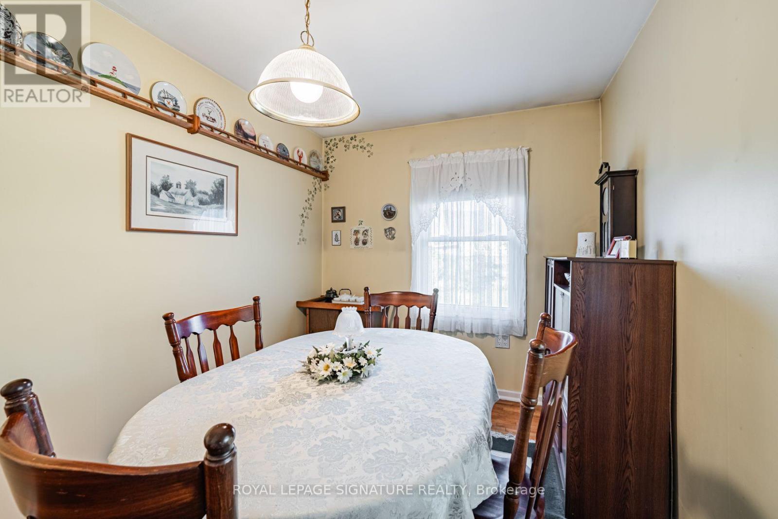 15 Kemp Square, Toronto (brookhaven-amesbury), Ontario