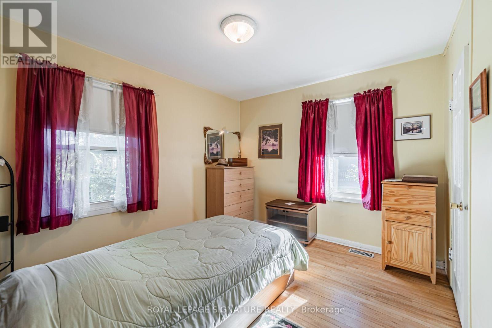 15 Kemp Square, Toronto (brookhaven-amesbury), Ontario