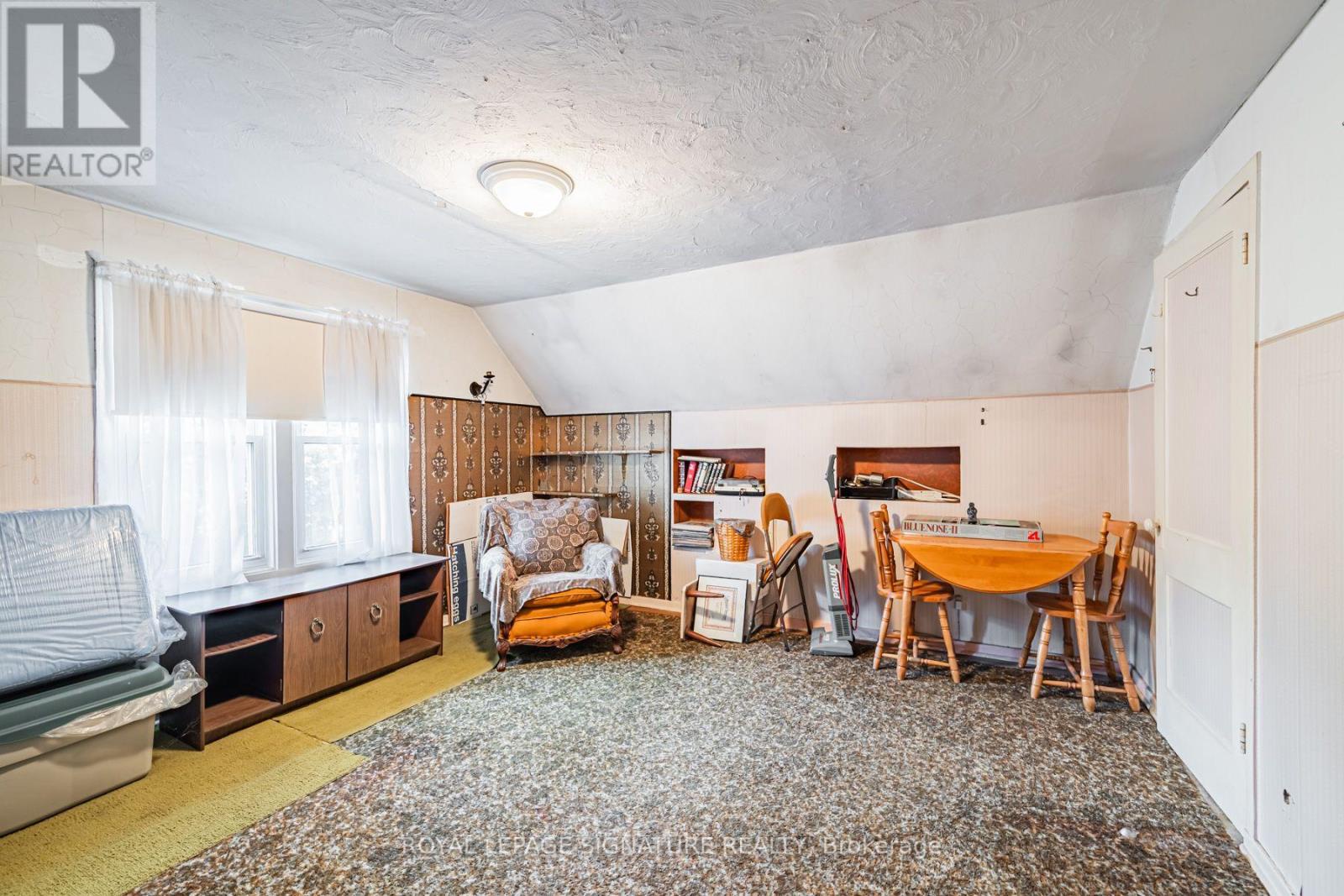 15 Kemp Square, Toronto (brookhaven-amesbury), Ontario