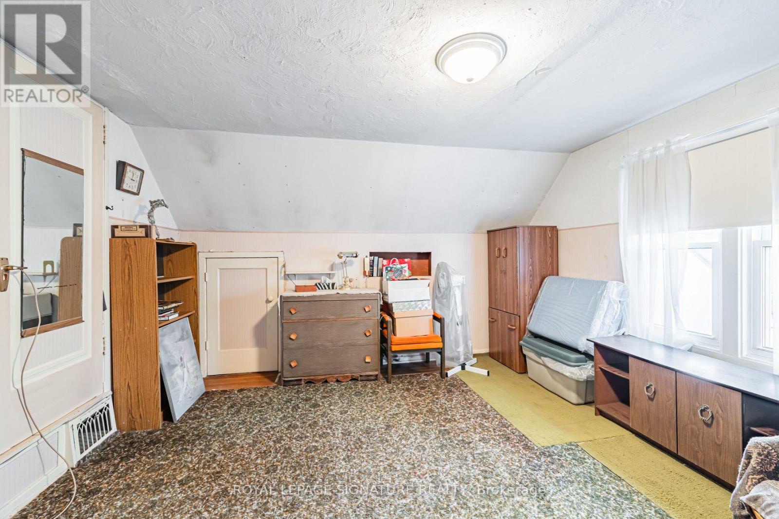 15 Kemp Square, Toronto (brookhaven-amesbury), Ontario