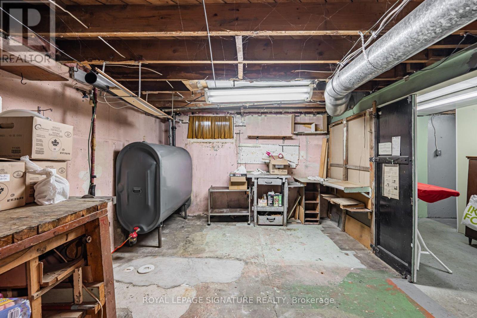 15 Kemp Square, Toronto (brookhaven-amesbury), Ontario