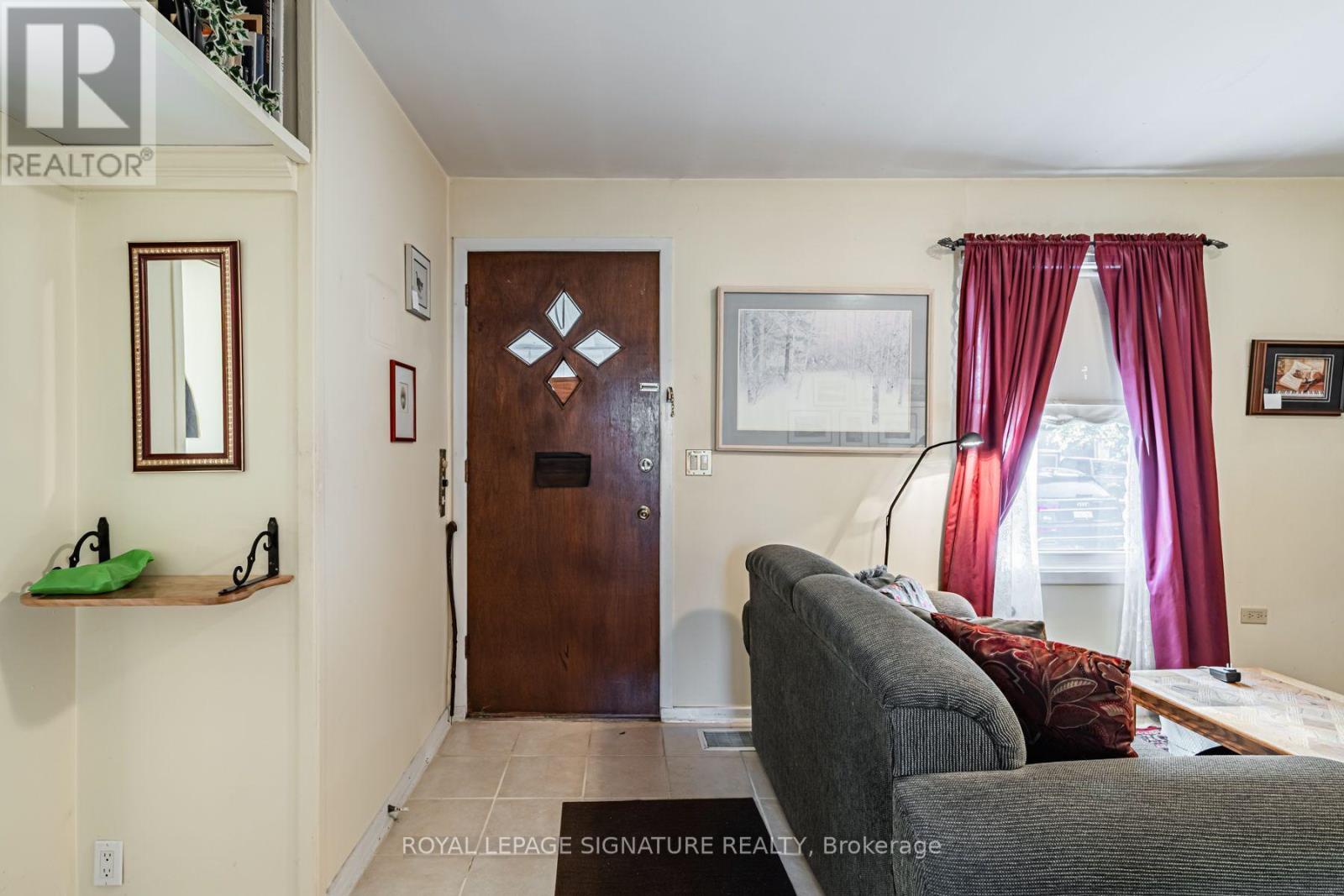 15 Kemp Square, Toronto (brookhaven-amesbury), Ontario