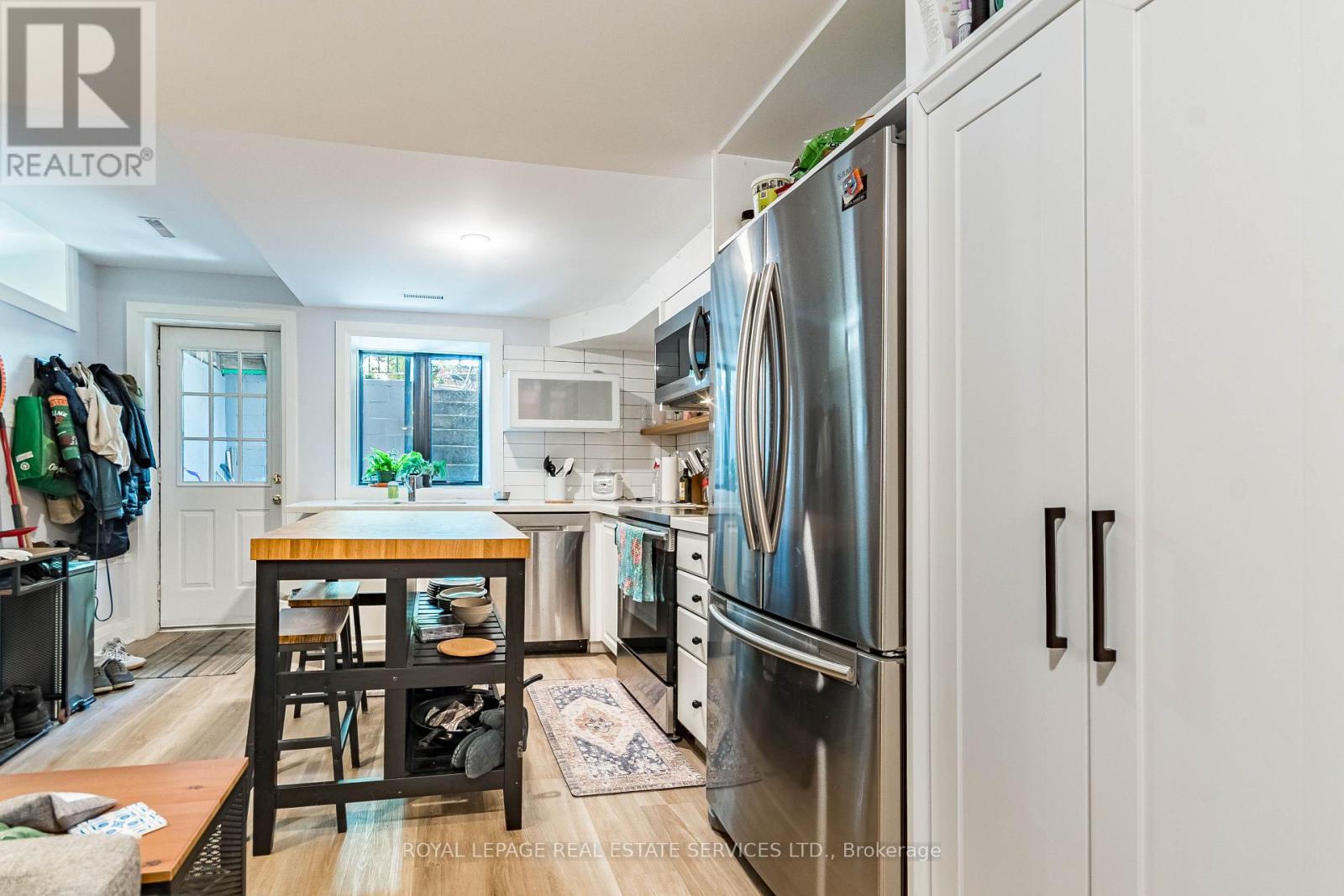 238 Garden Avenue, Toronto (high Park-swansea), Ontario