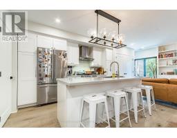 238 GARDEN AVENUE