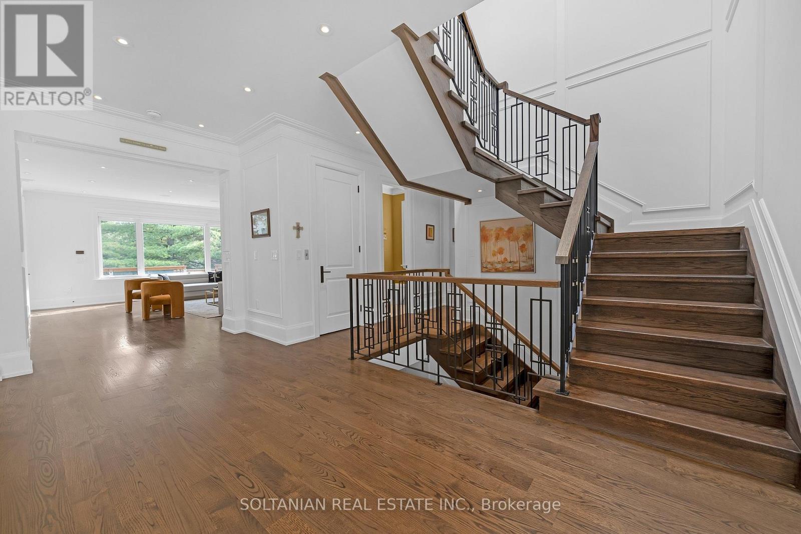 15 Calvin Avenue, Toronto (willowdale East), Ontario