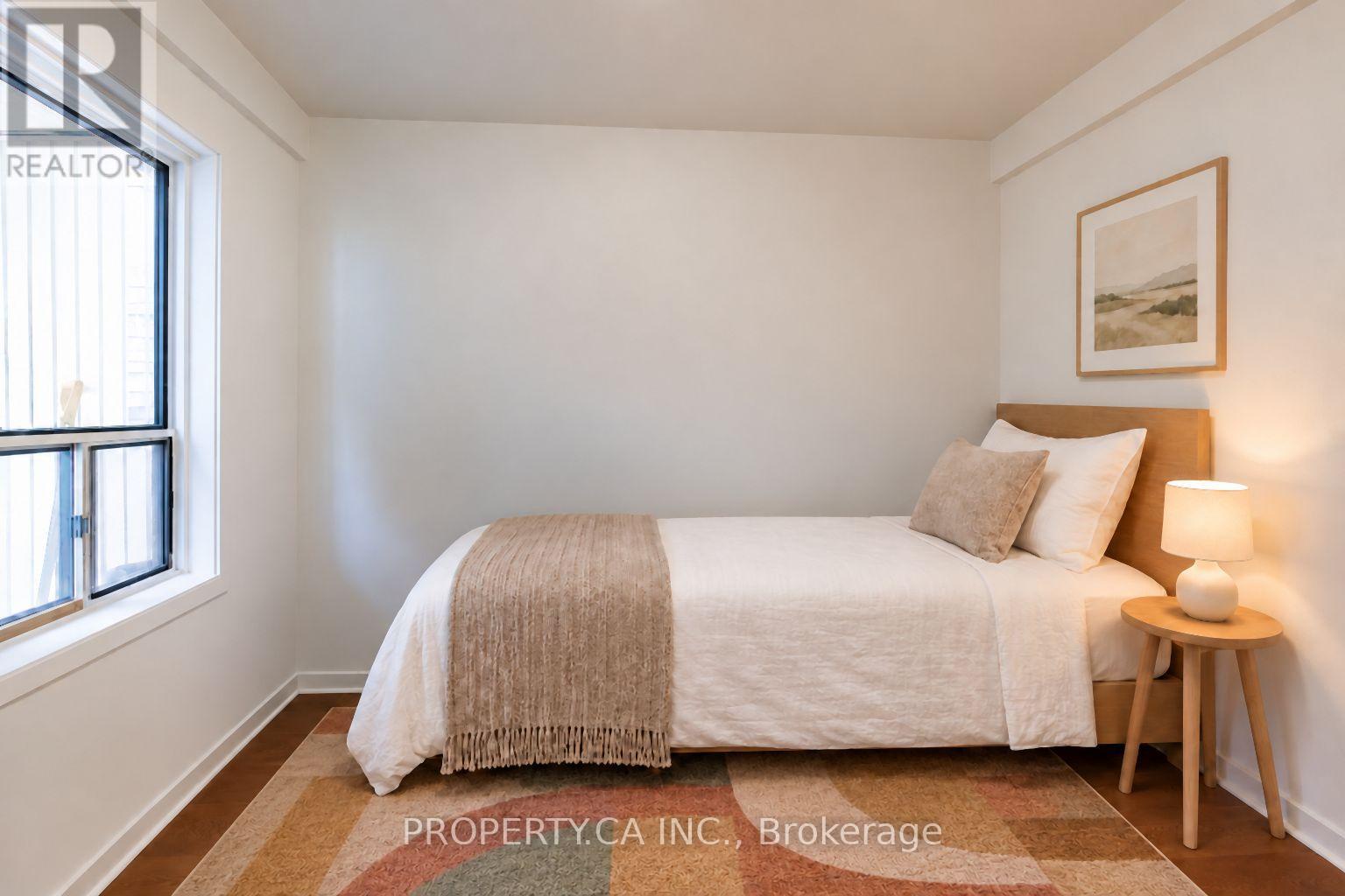 3 Clinton Place, Toronto (palmerston-little Italy), Ontario