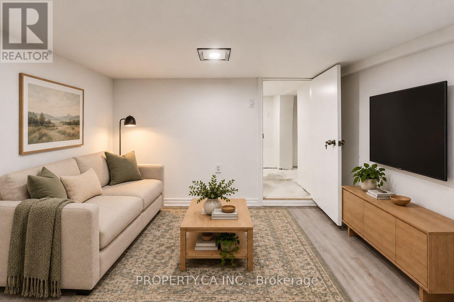 3 Clinton Place, Toronto (palmerston-little Italy), Ontario