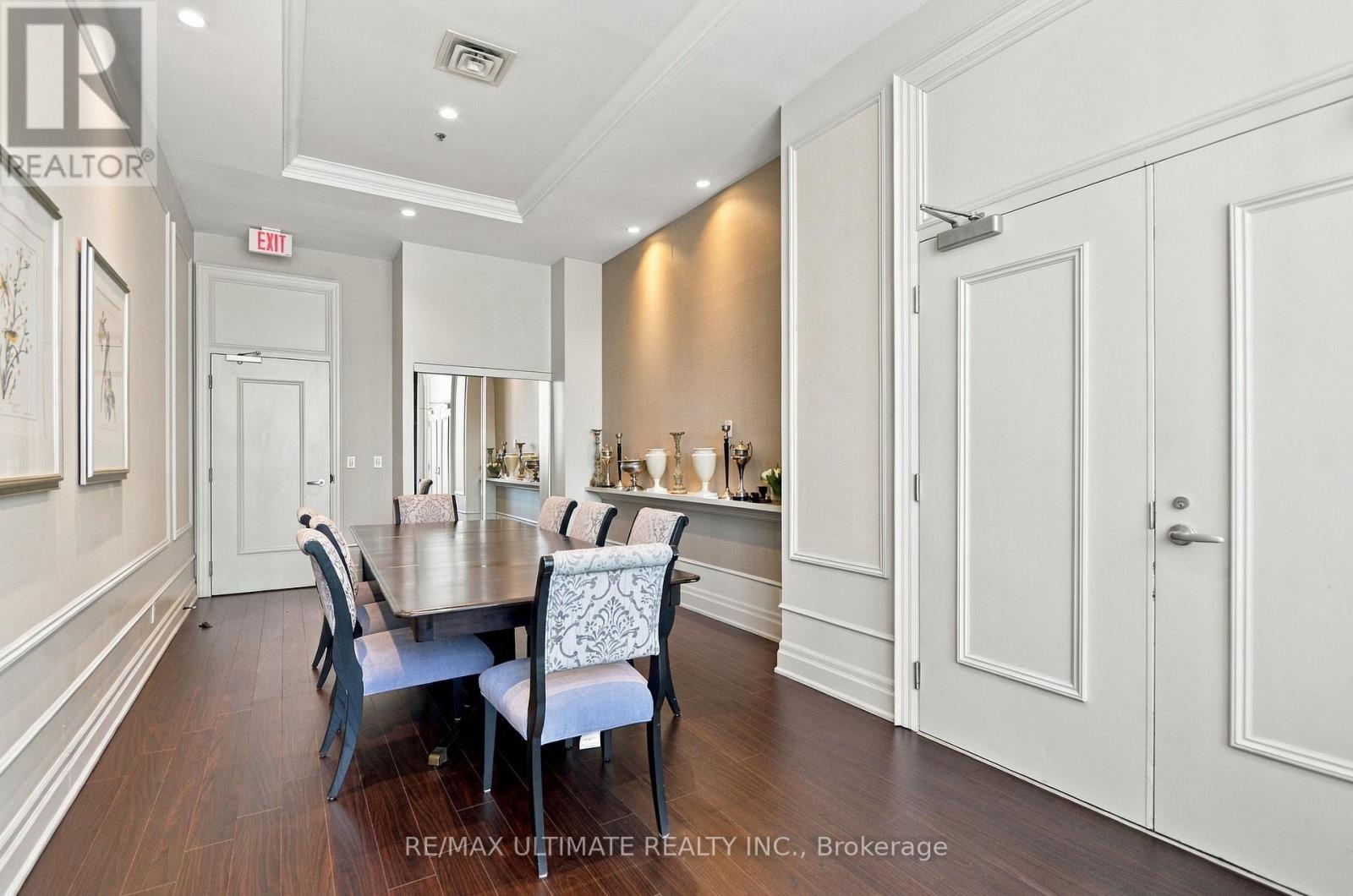 501 - 38 Fontenay Court, Toronto (edenbridge-humber Valley), Ontario