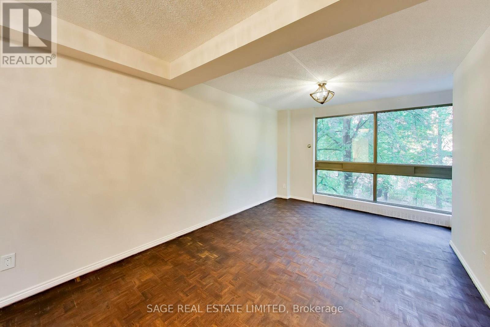 404 - 63 St Clair Avenue, Toronto (yonge-st. Clair), Ontario