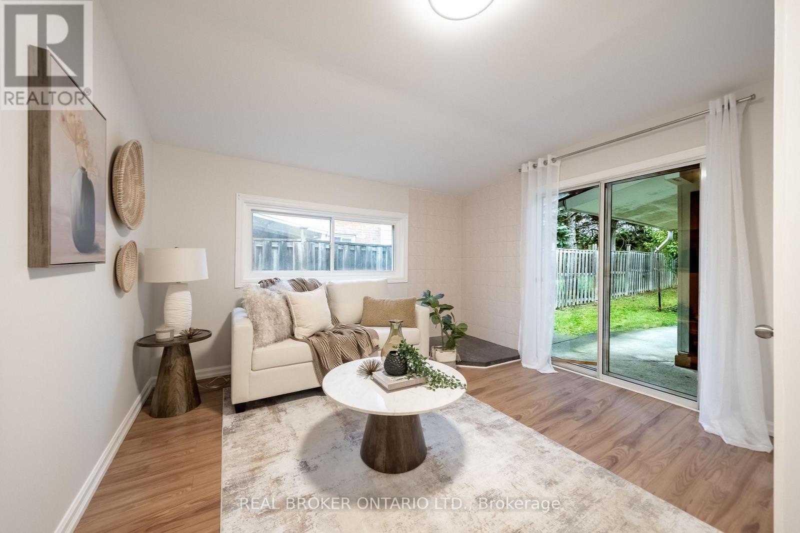 53 Kingslake Road, Toronto (don Valley Village), Ontario