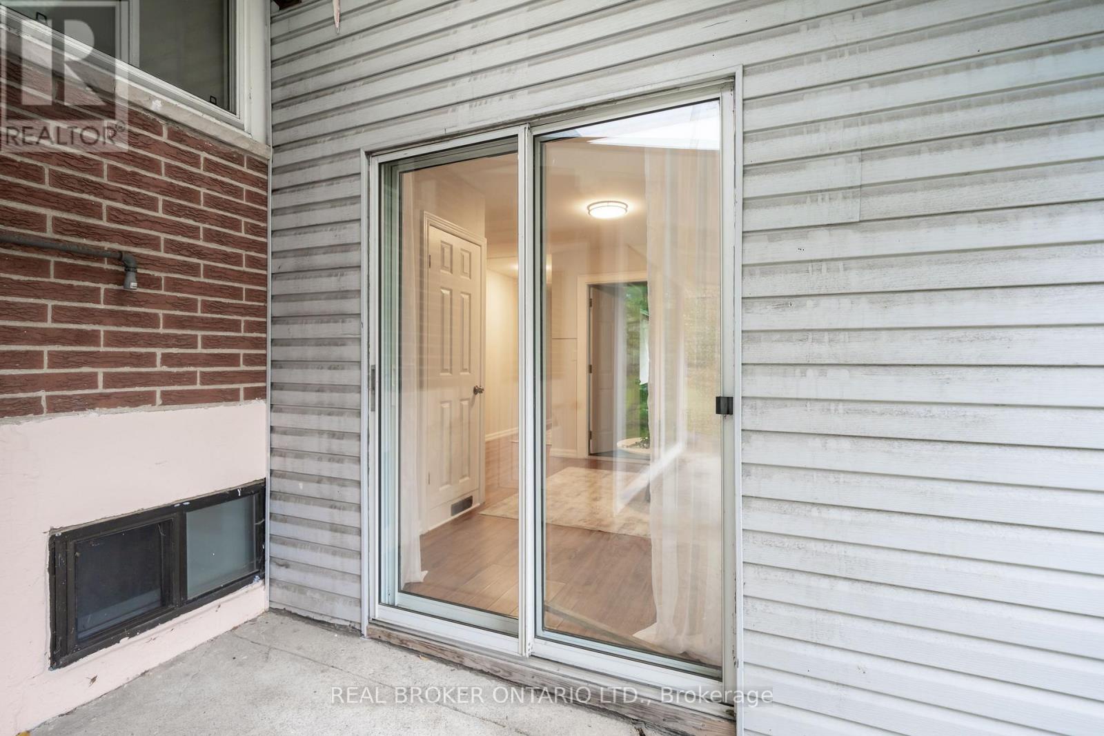 53 Kingslake Road, Toronto (don Valley Village), Ontario