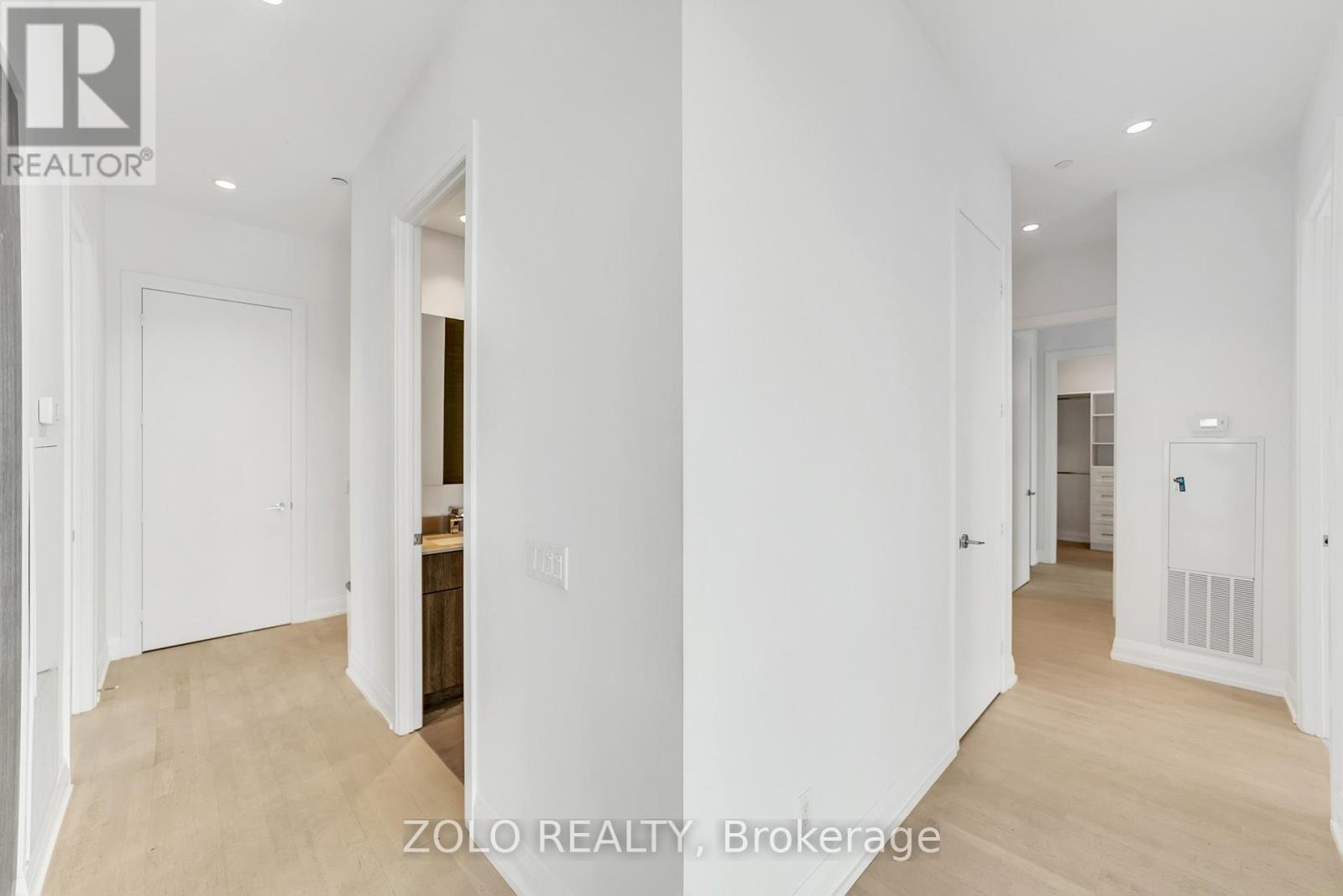 6310 - 7 Grenville Street, Toronto (bay Street Corridor), Ontario