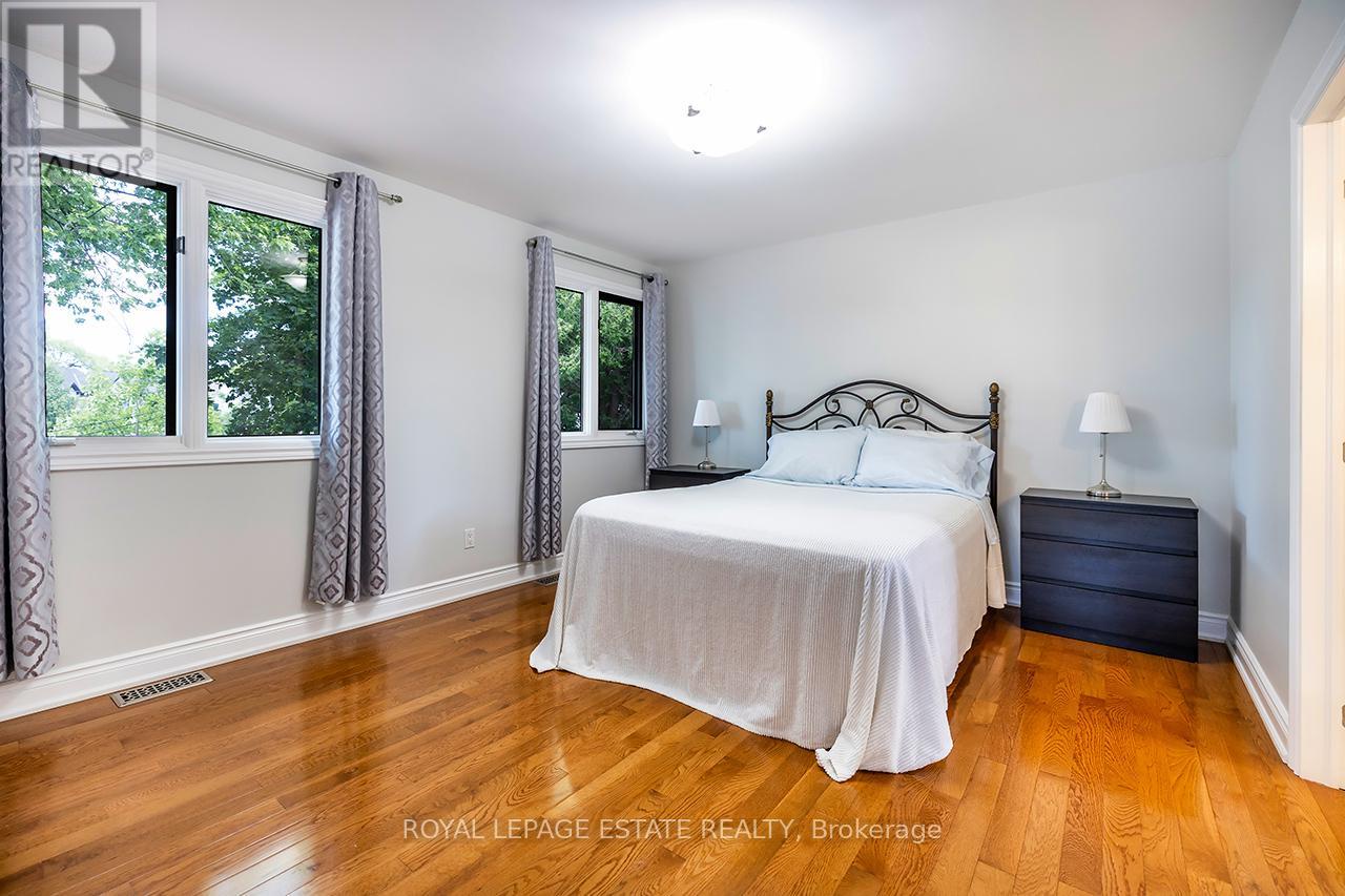 103 Aylesworth Avenue, Toronto (birchcliffe-cliffside), Ontario