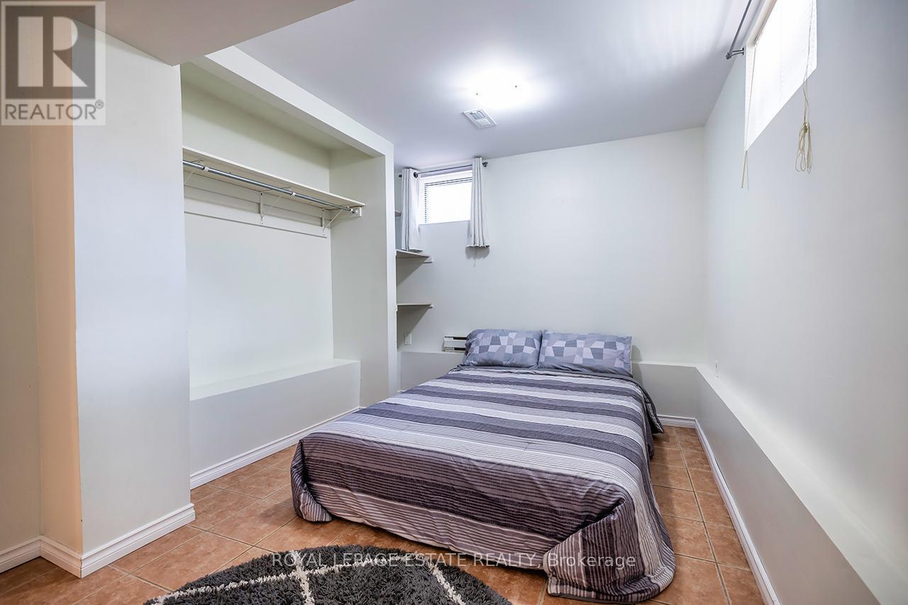 103 Aylesworth Avenue, Toronto (birchcliffe-cliffside), Ontario