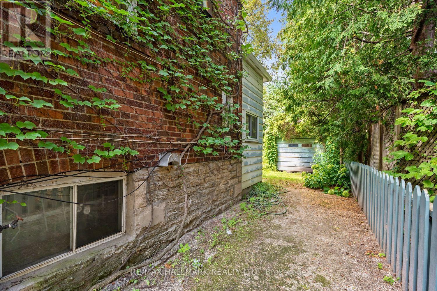 48 Chatsworth Drive, Toronto (lawrence Park South), Ontario