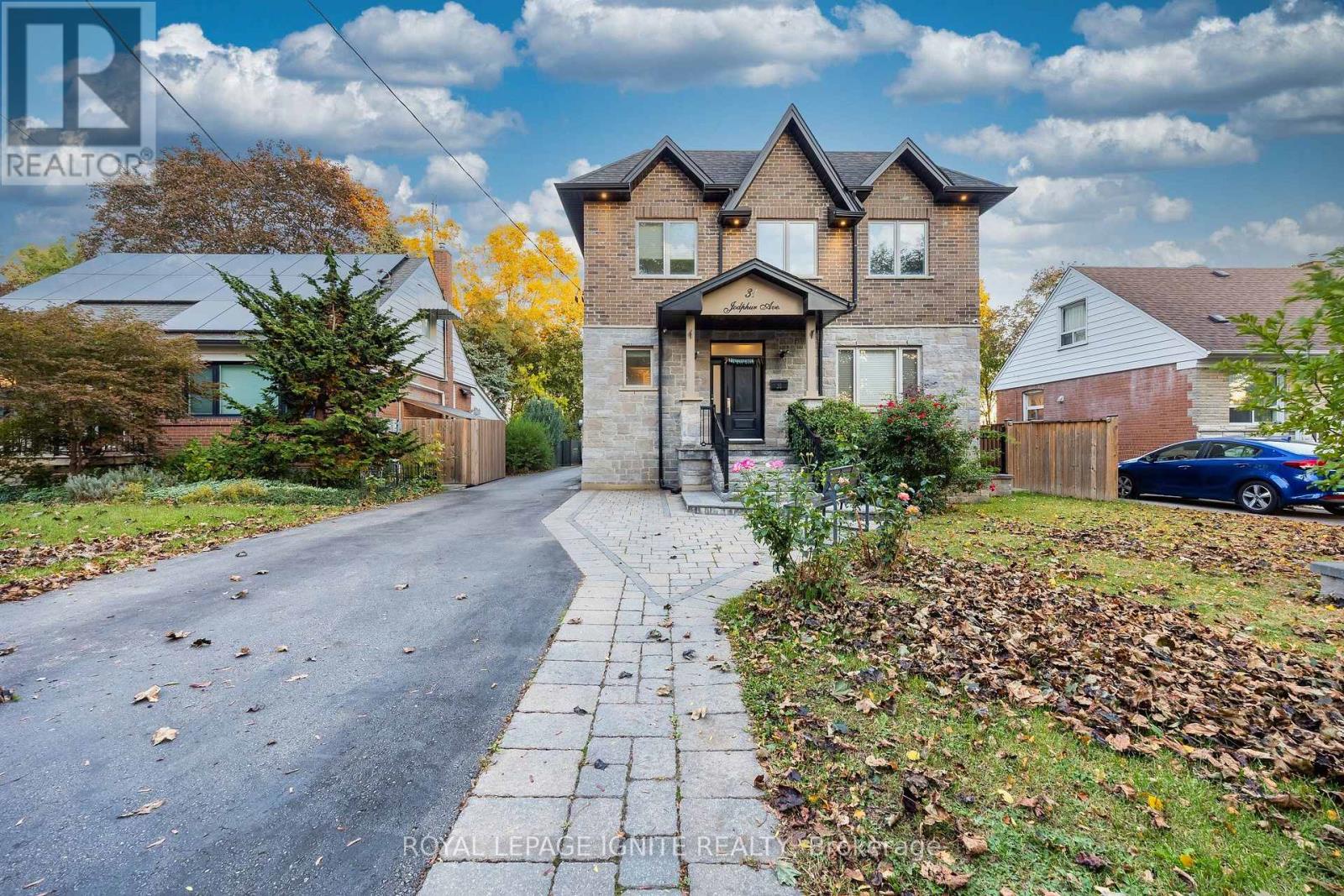 31 Jodphur Avenue, Toronto (humberlea-pelmo Park), Ontario