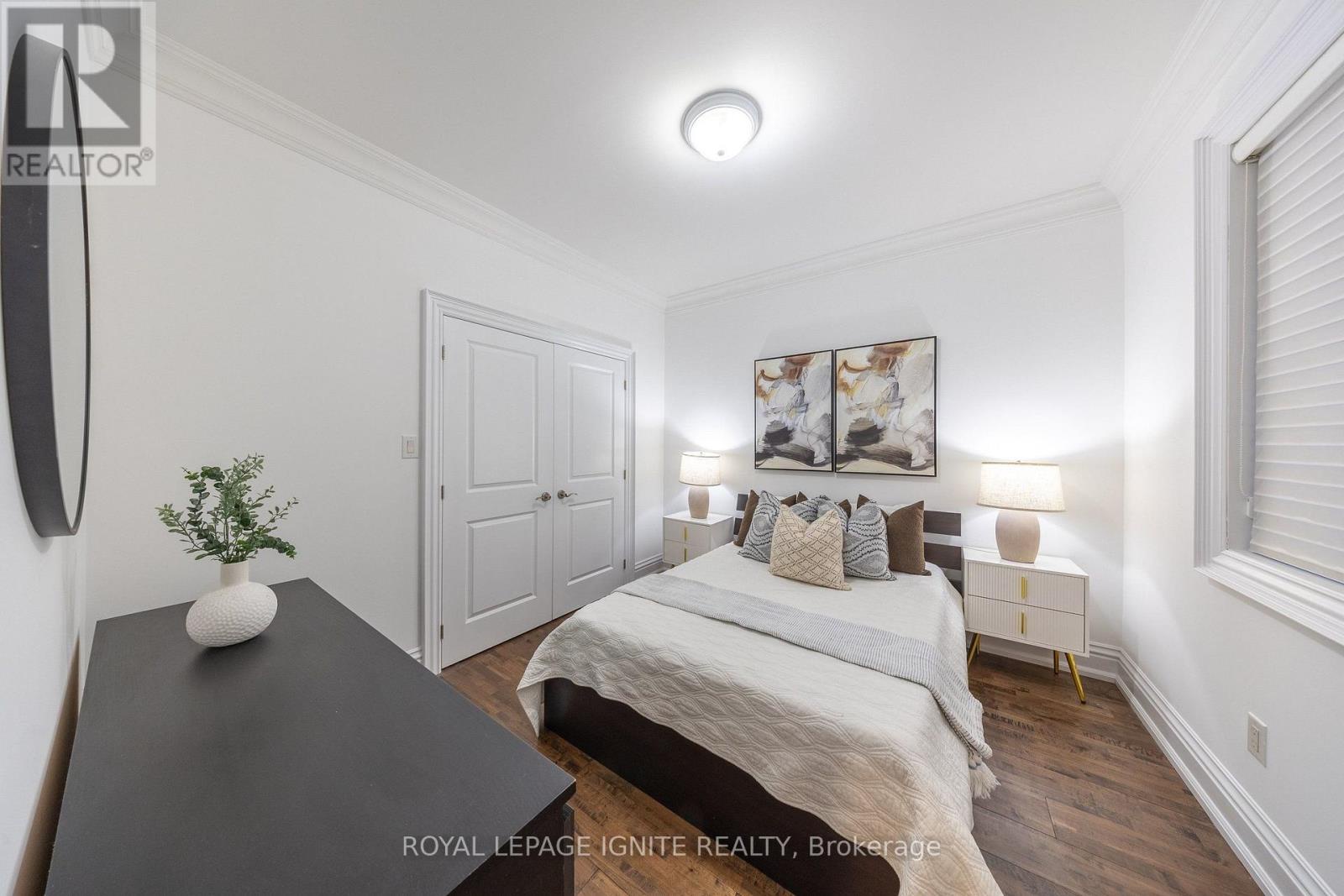 31 Jodphur Avenue, Toronto (humberlea-pelmo Park), Ontario
