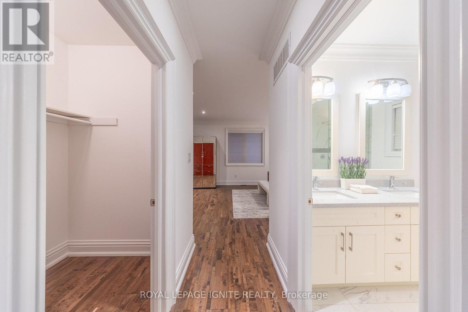 31 Jodphur Avenue, Toronto (humberlea-pelmo Park), Ontario