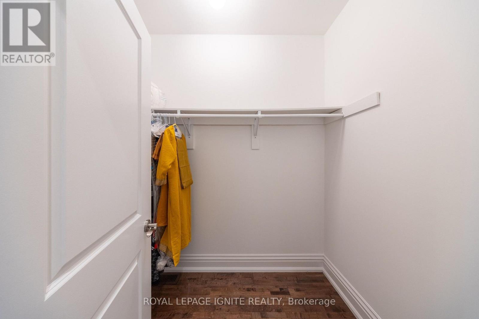 31 Jodphur Avenue, Toronto (humberlea-pelmo Park), Ontario