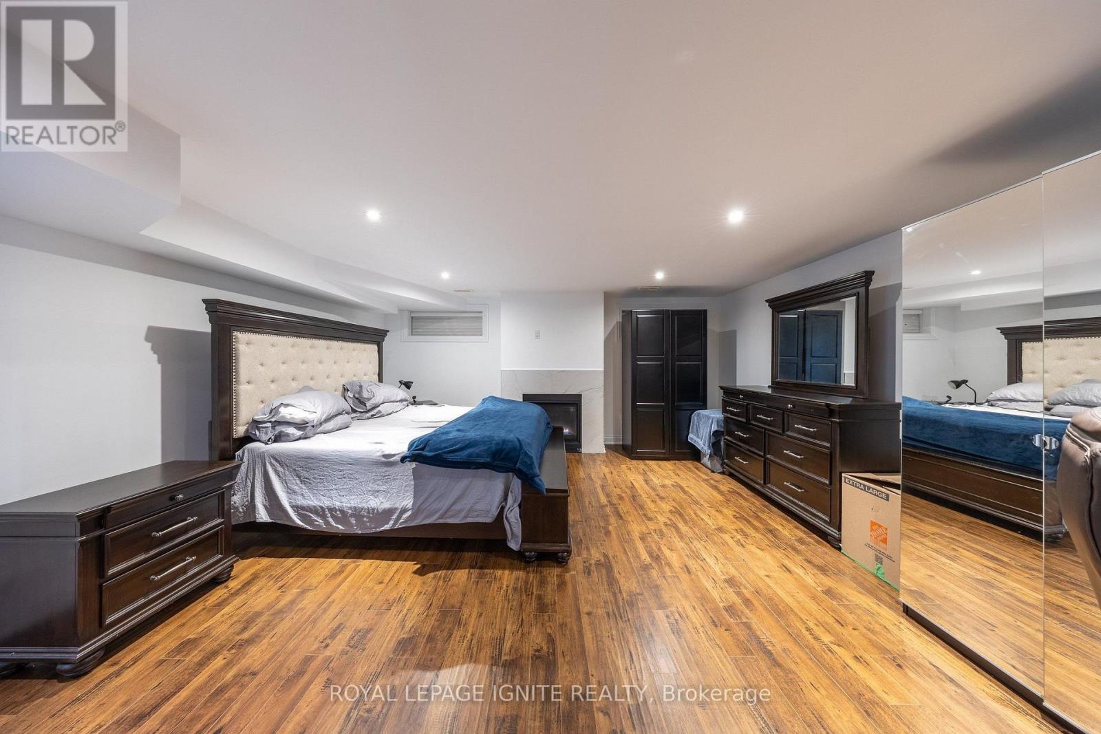 31 Jodphur Avenue, Toronto (humberlea-pelmo Park), Ontario