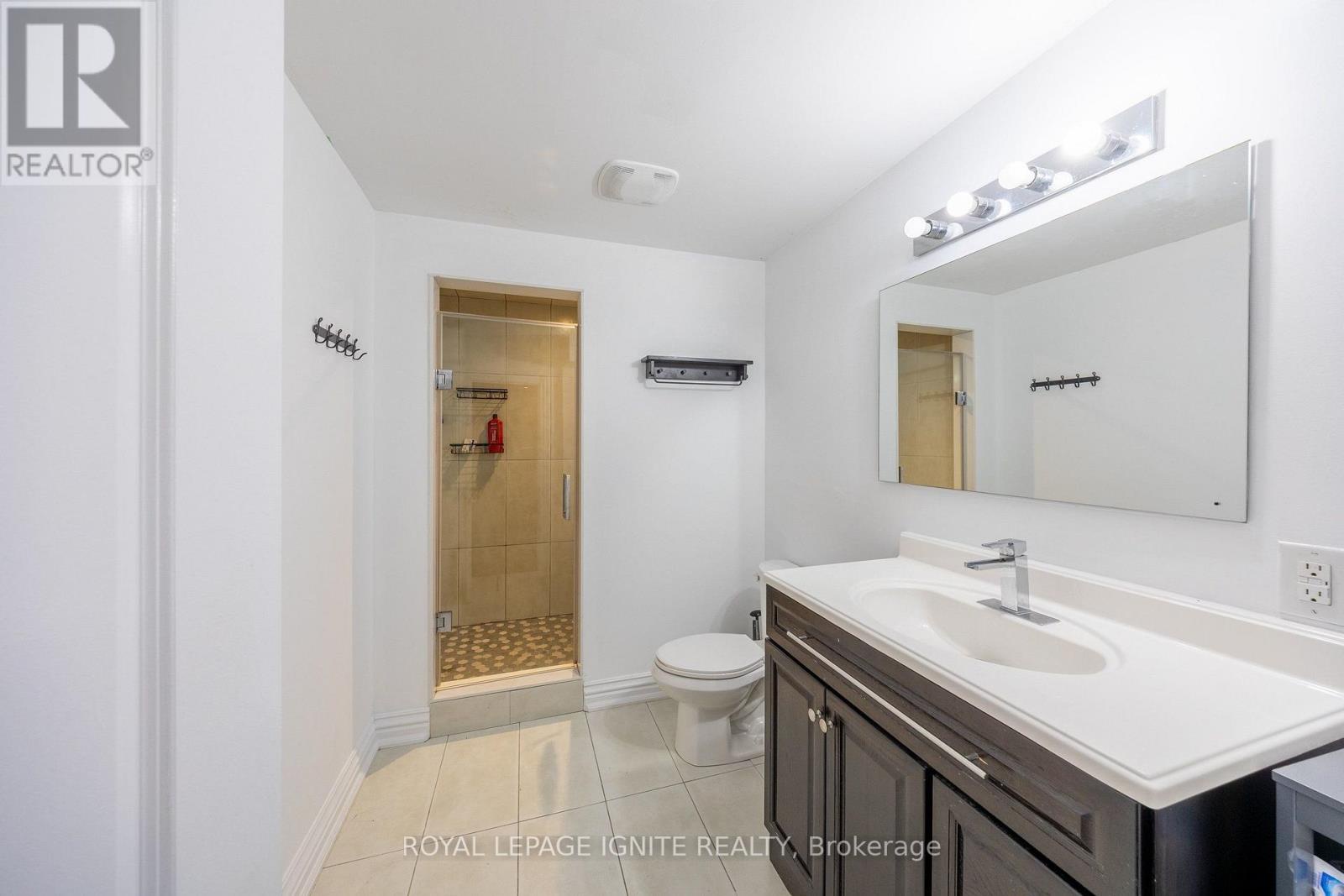 31 Jodphur Avenue, Toronto (humberlea-pelmo Park), Ontario