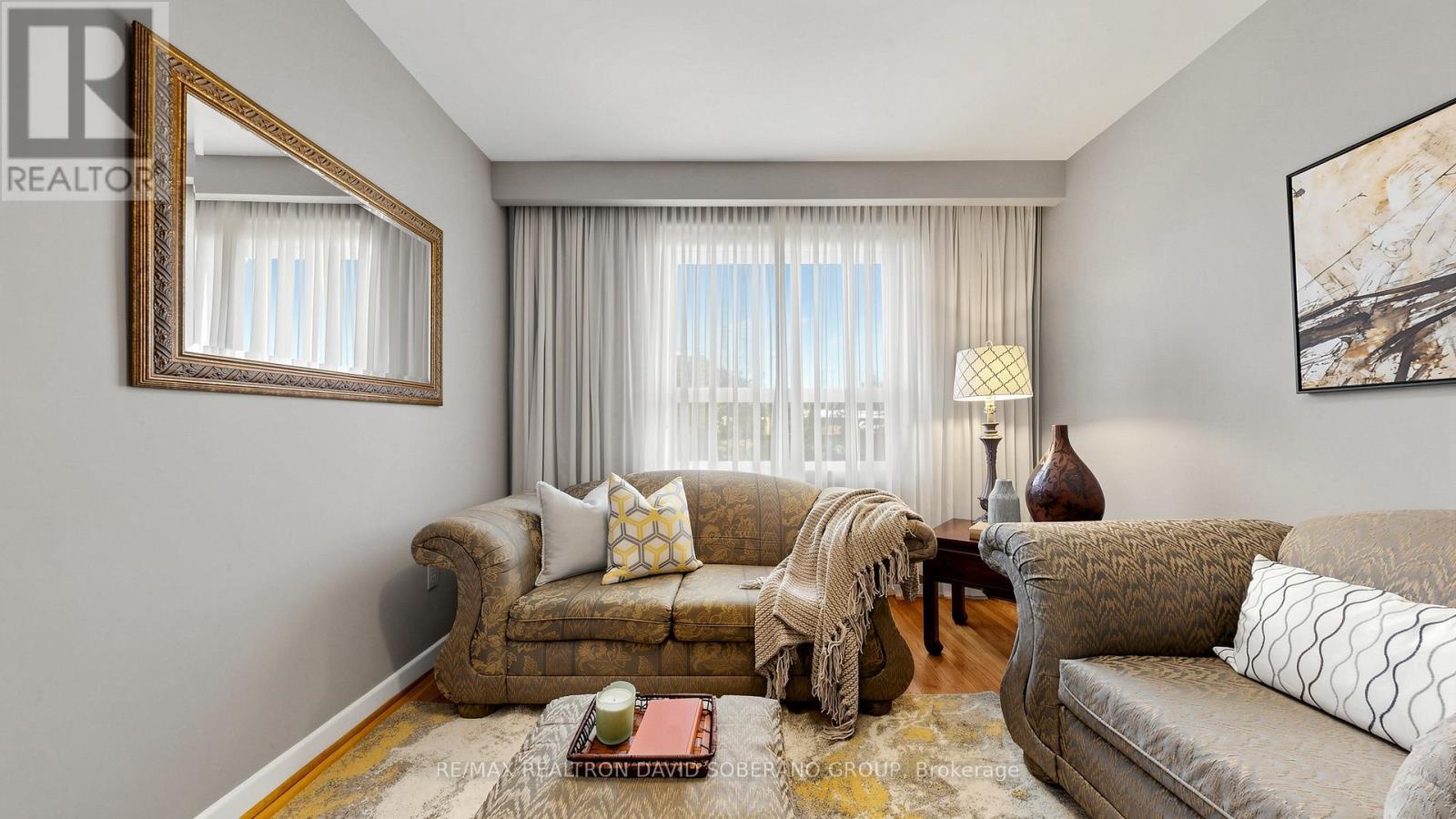 108 Kennard Avenue, Toronto (bathurst Manor), Ontario