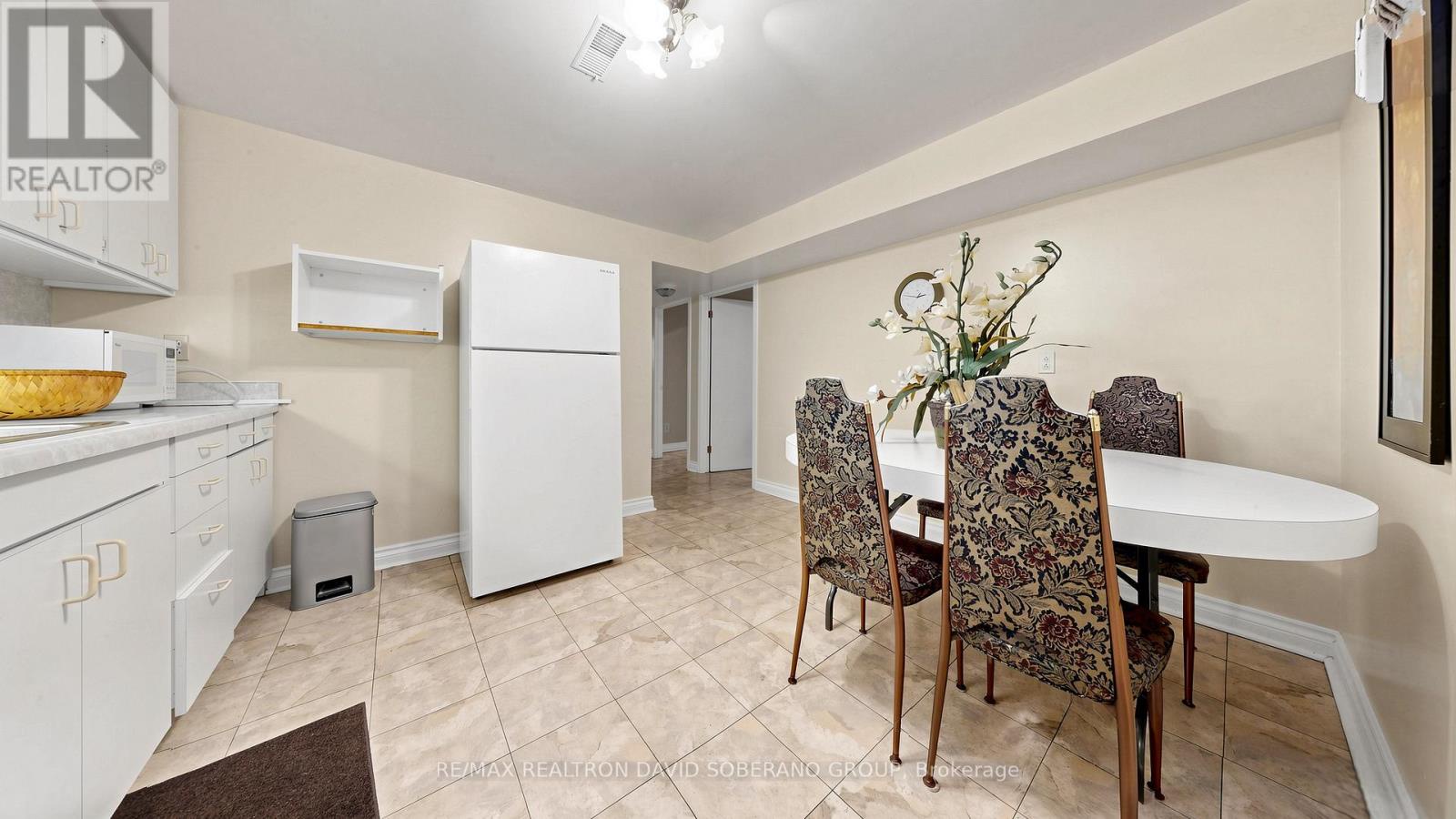 108 Kennard Avenue, Toronto (bathurst Manor), Ontario