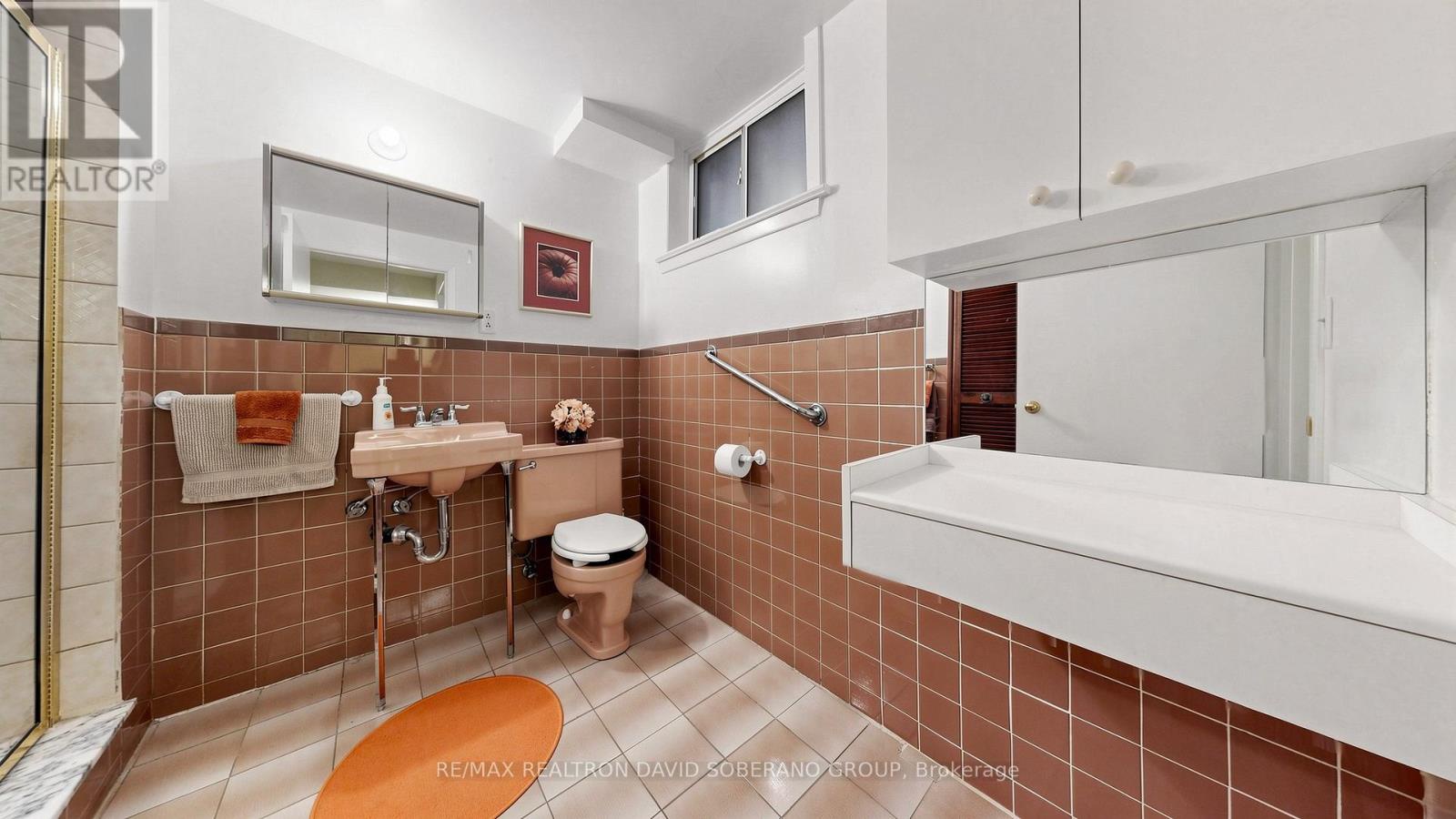 108 Kennard Avenue, Toronto (bathurst Manor), Ontario