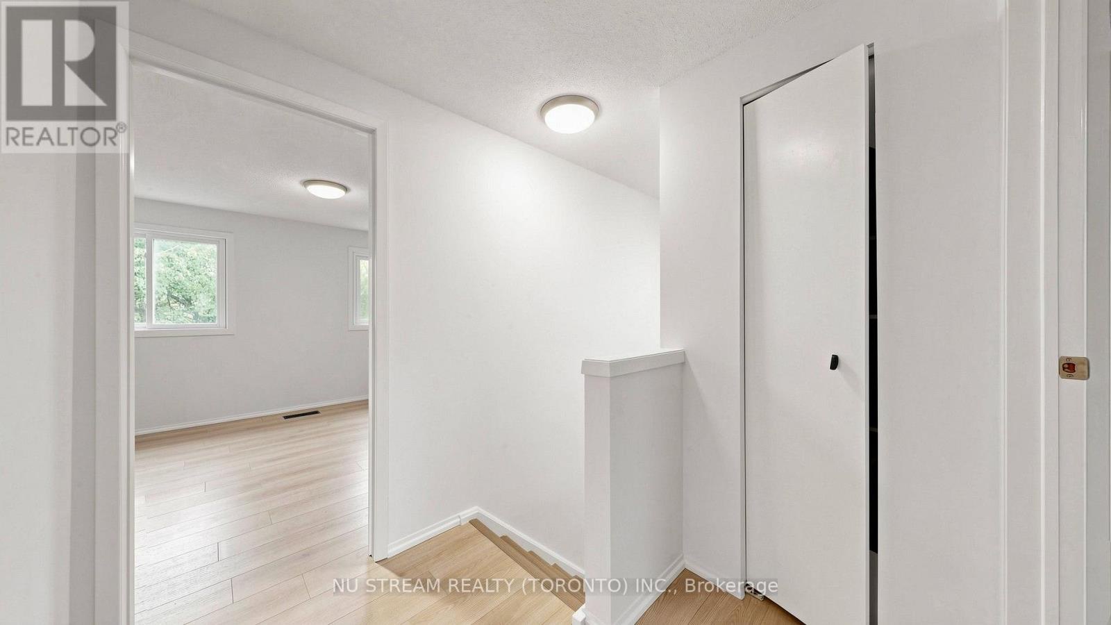 25 Treetops Court, Toronto (milliken), Ontario