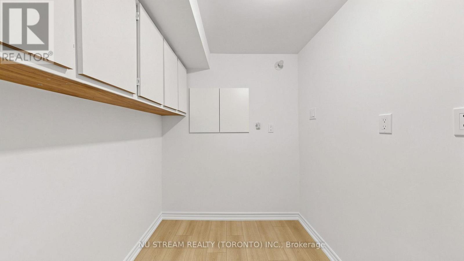 25 Treetops Court, Toronto (milliken), Ontario