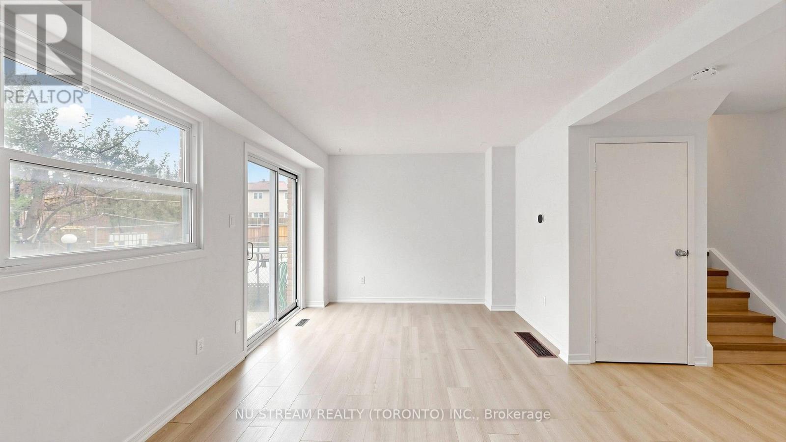 25 Treetops Court, Toronto (milliken), Ontario